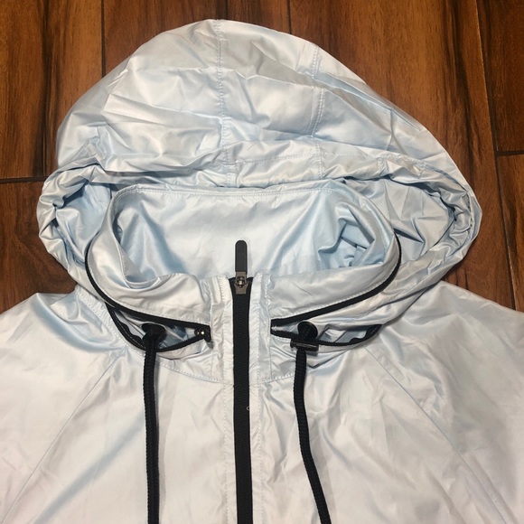 Zella blue Hooded Running Windbreaker Jacket Sz S - Picture 4 of 6